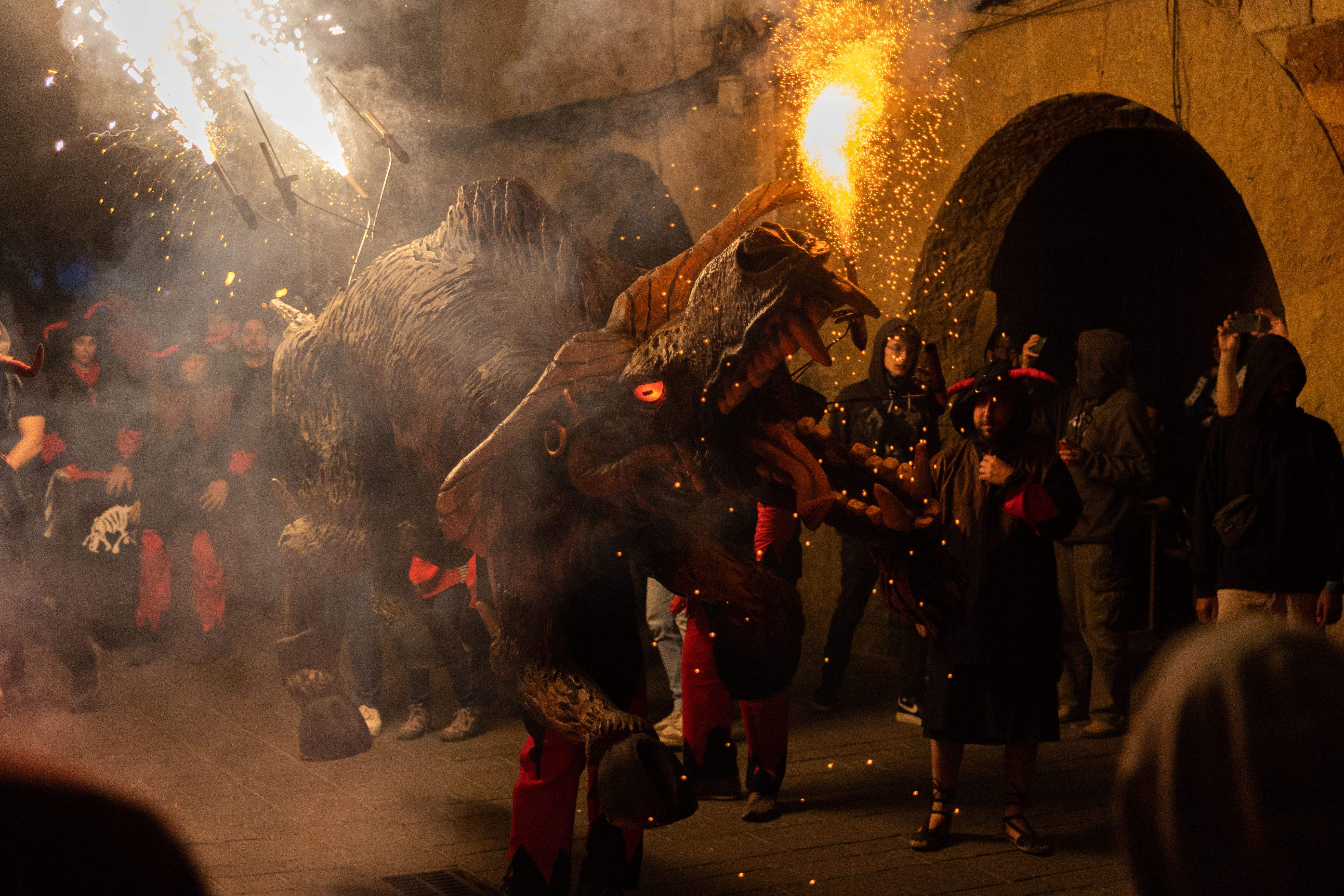 El correfoc de les bèsties. FOTO: Maria Canamases