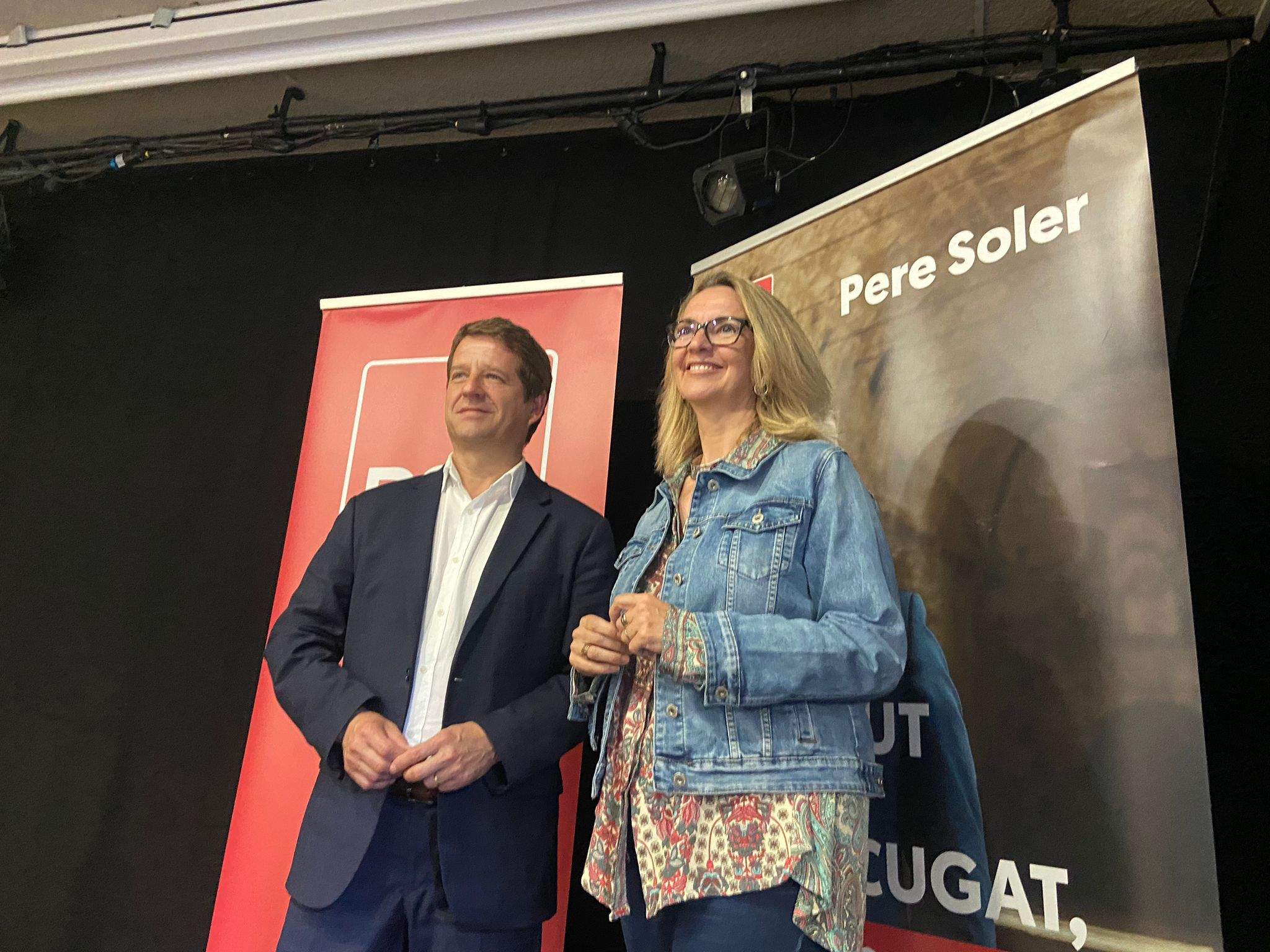 L'alcaldable Pere Soler i la diputada de les Corts Generas Mercè Perea. Foto: TOT