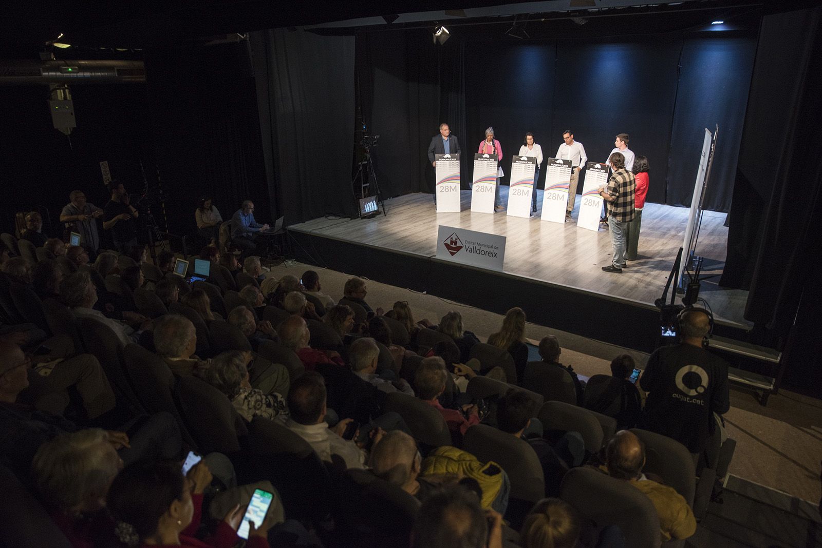 Debat de candidats de Valldoreix. FOTO: Bernat Millet.