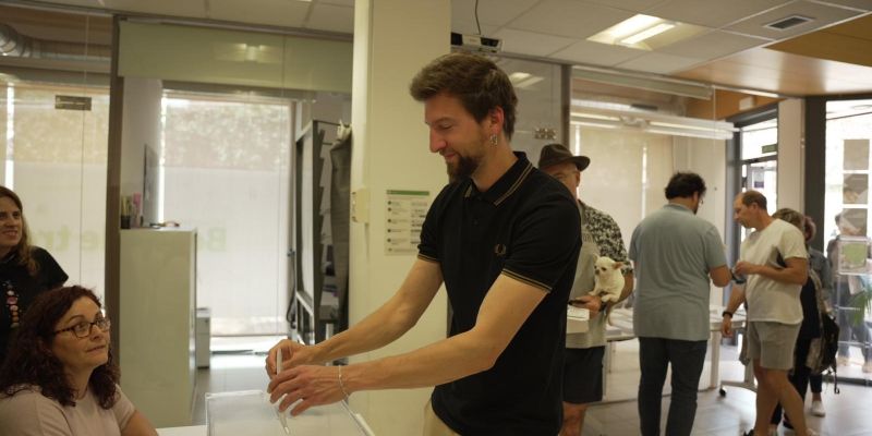 536eb63e 4593 4ba6 9874 3fb00fc4e6b6