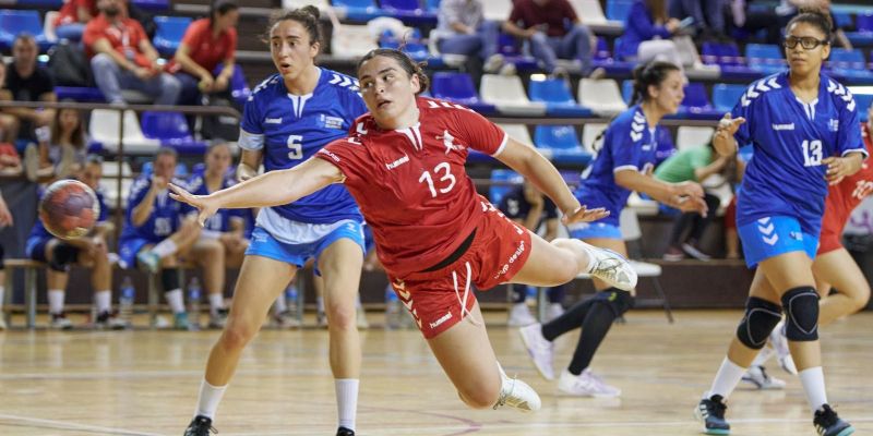 Lluita pel bronze de la Copa de les Nacions: Galícia contra Gran Bretanya. FOTO: CH Sant Cugat