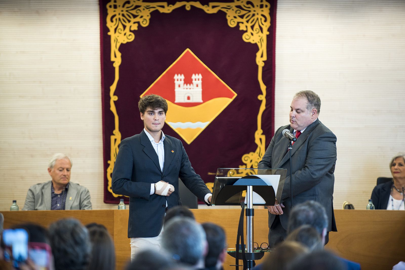 Pablo Baucells de VOX, en la presa de possessiò de l'acta. FOTO: Bernat Millet