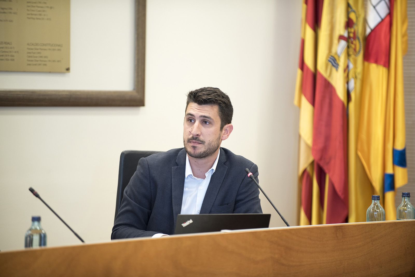 Constitució de la nova junta de Veïns de Valldoreix. FOTO: Bernat Millet.