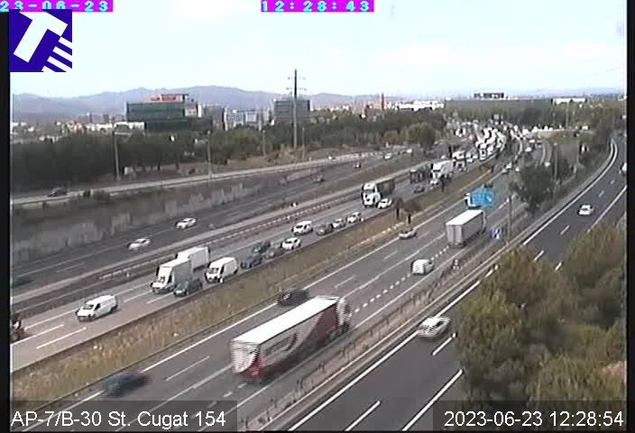 Retencions a Sant Cugat en sentit nord a l'AP-7 FOTO: Trànsit