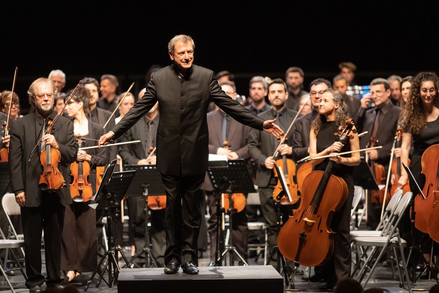 Salvador Brotons, en un concert amb l'Orquestra Simfònica de Sant Cugat. FOTO: Artur Ribera