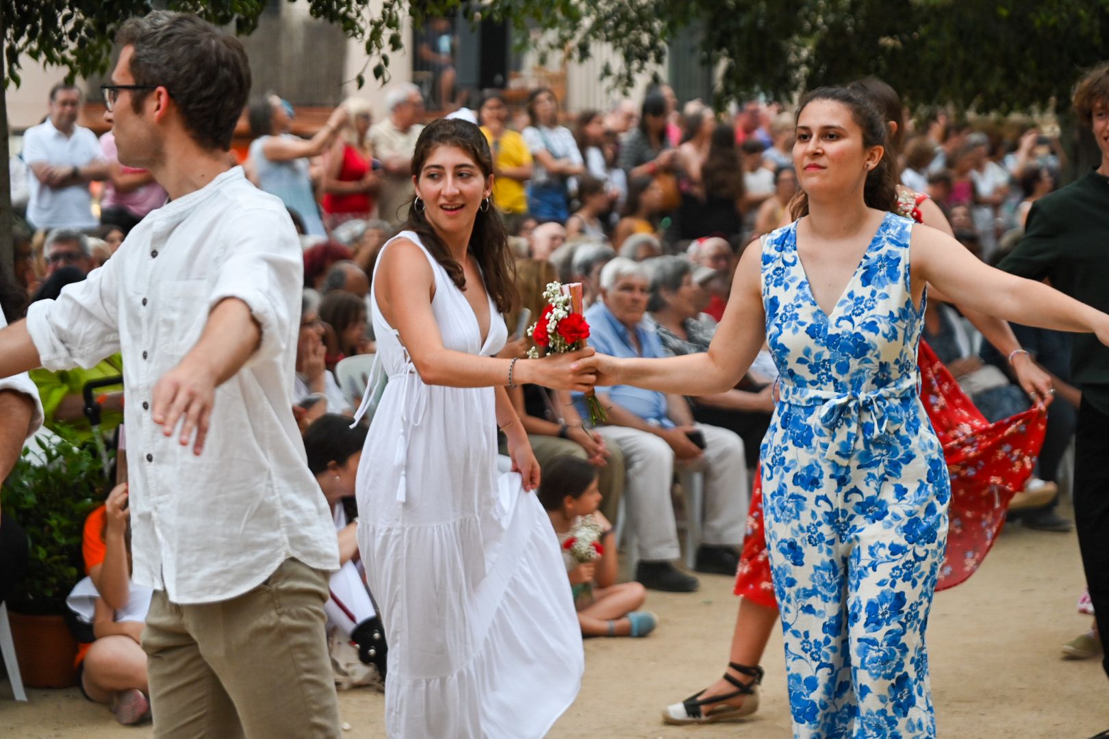 El Paga-li, Joan es balla el dia de Sant Pere, copatró de la ciutat. FOTO: Albert Canalejo 