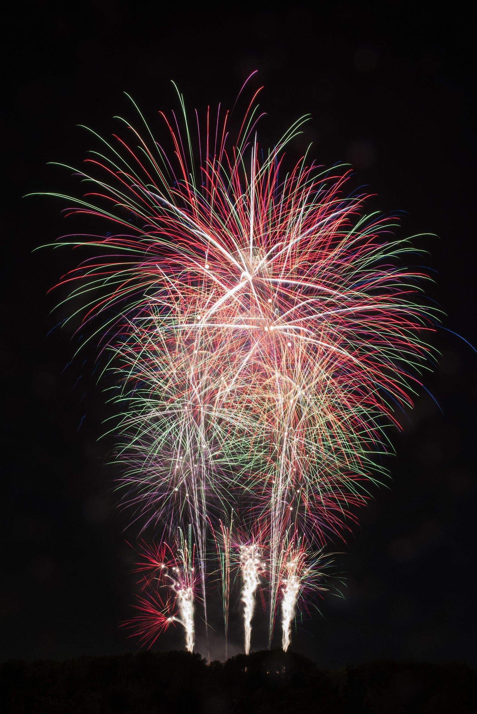 Castells de focs. FOTO: Bernat Millet.