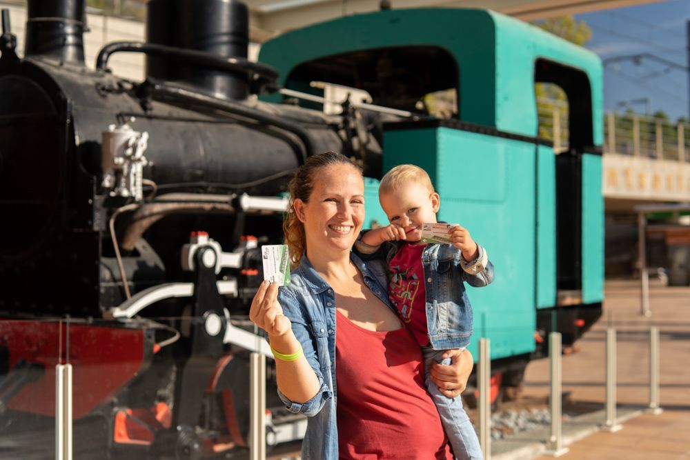 Turistren ofereix diferents trens històrics d'FGC per recorre Catalunya amb tranquil·litat. FOTO: Toni Anguera
