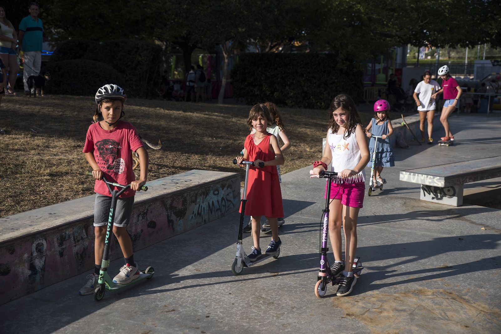 Taller de patinet i skate. FOTO: Bernat Millet.