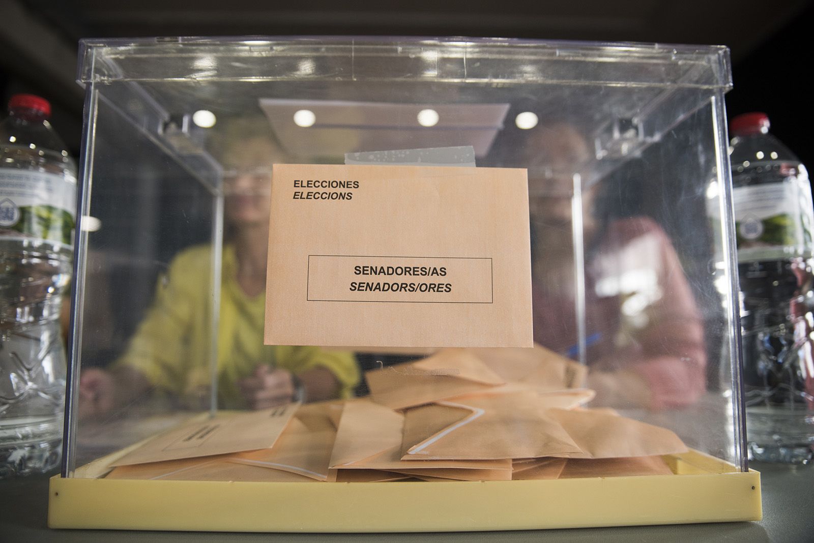 Eleccions al Congrés i al Senat Español. FOTO: Bernat Millet.