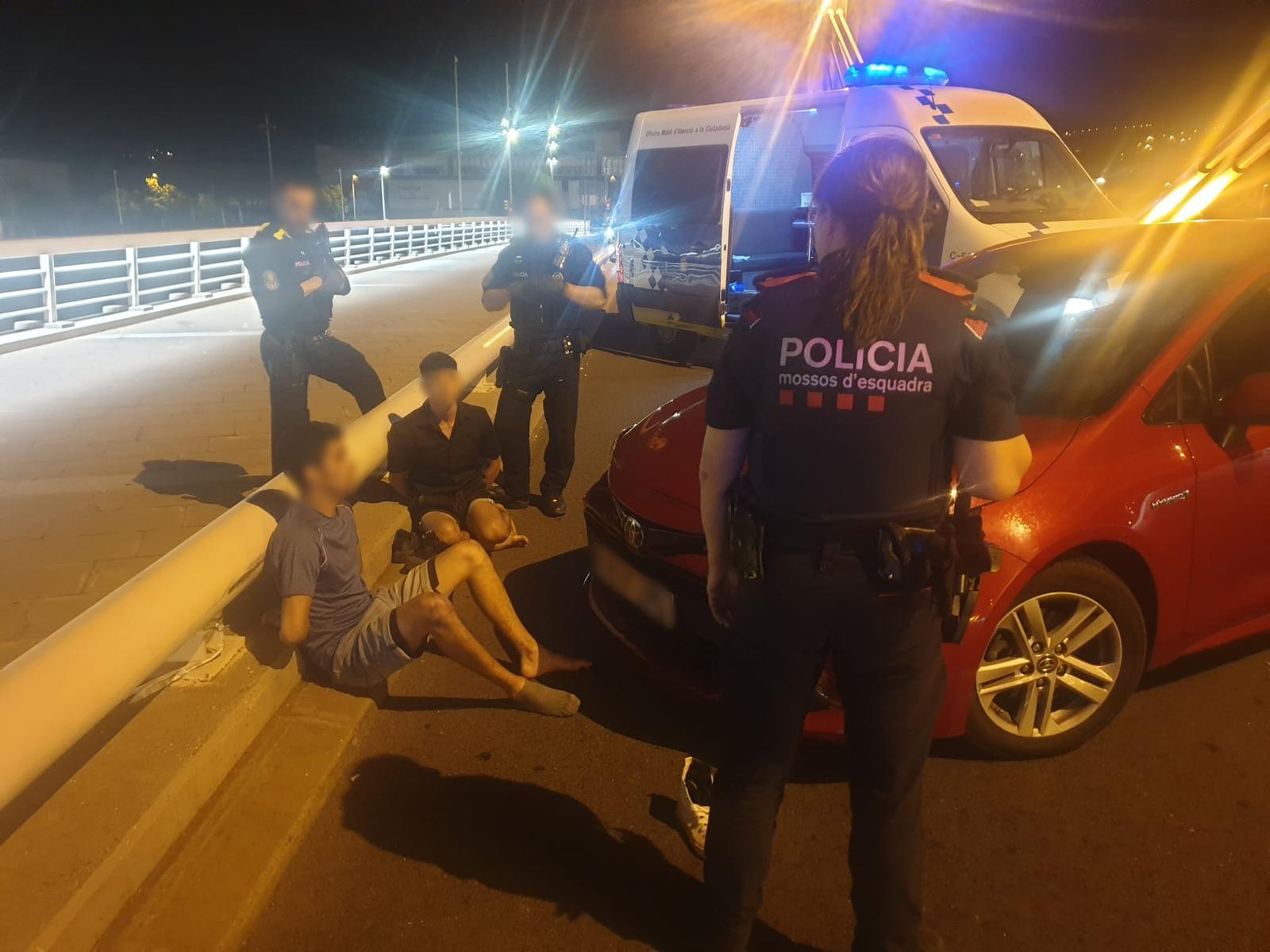 Els detinguts van cometre un robatori amb força en un habitatge de Sant Cugat. FOTO: ACN