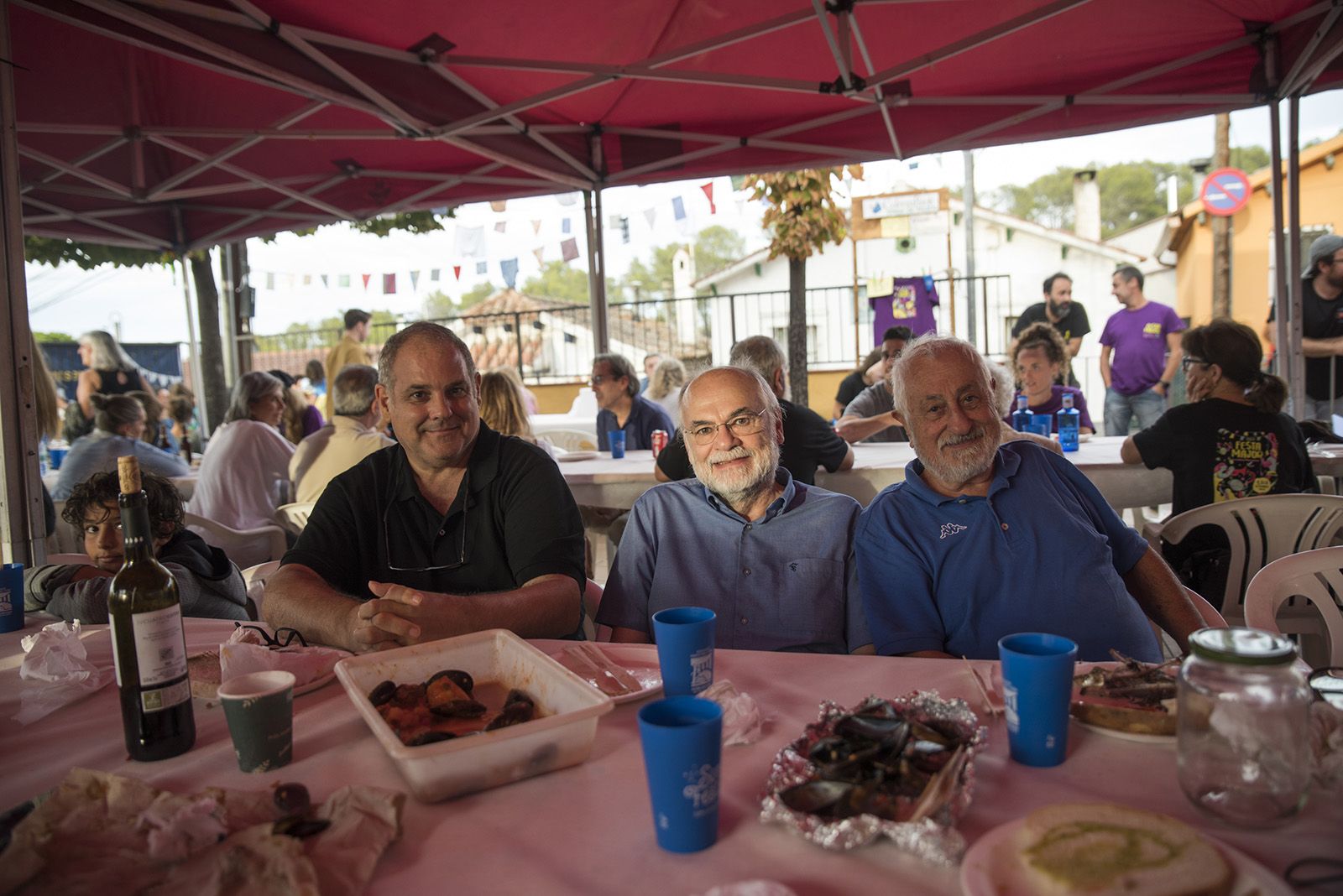 Sardinada i Botifarrada popular. FOTO: Bernat Millet.