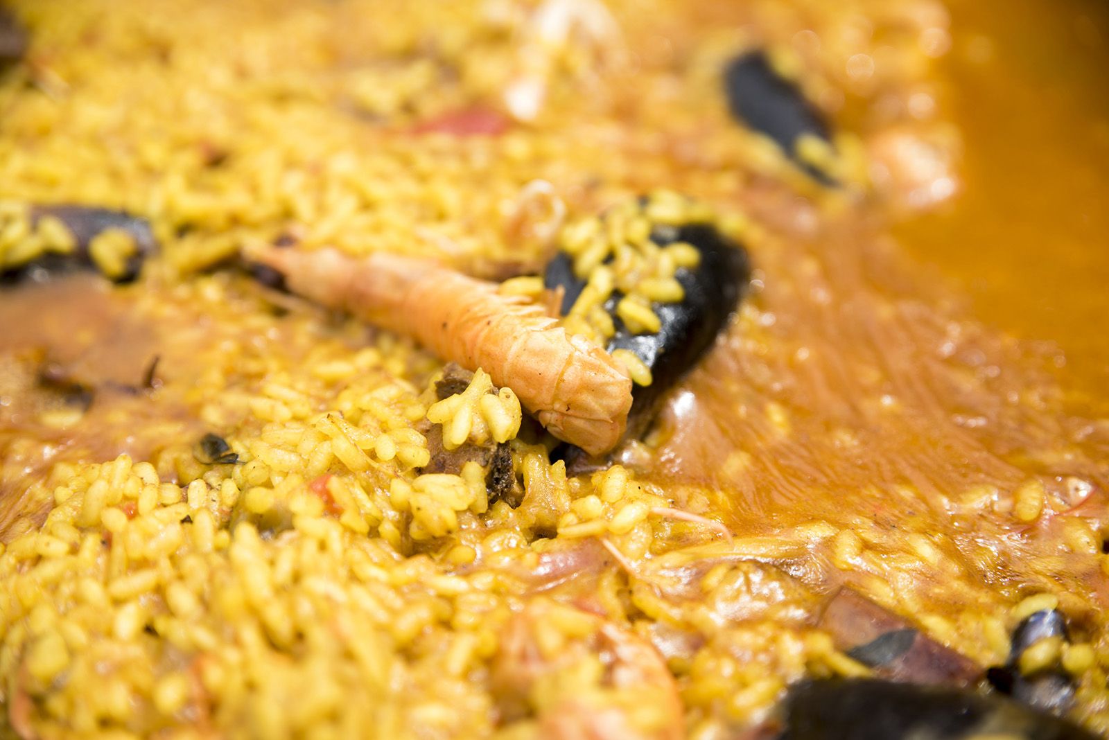 Paella popular. FOTO: Bernat Millet.