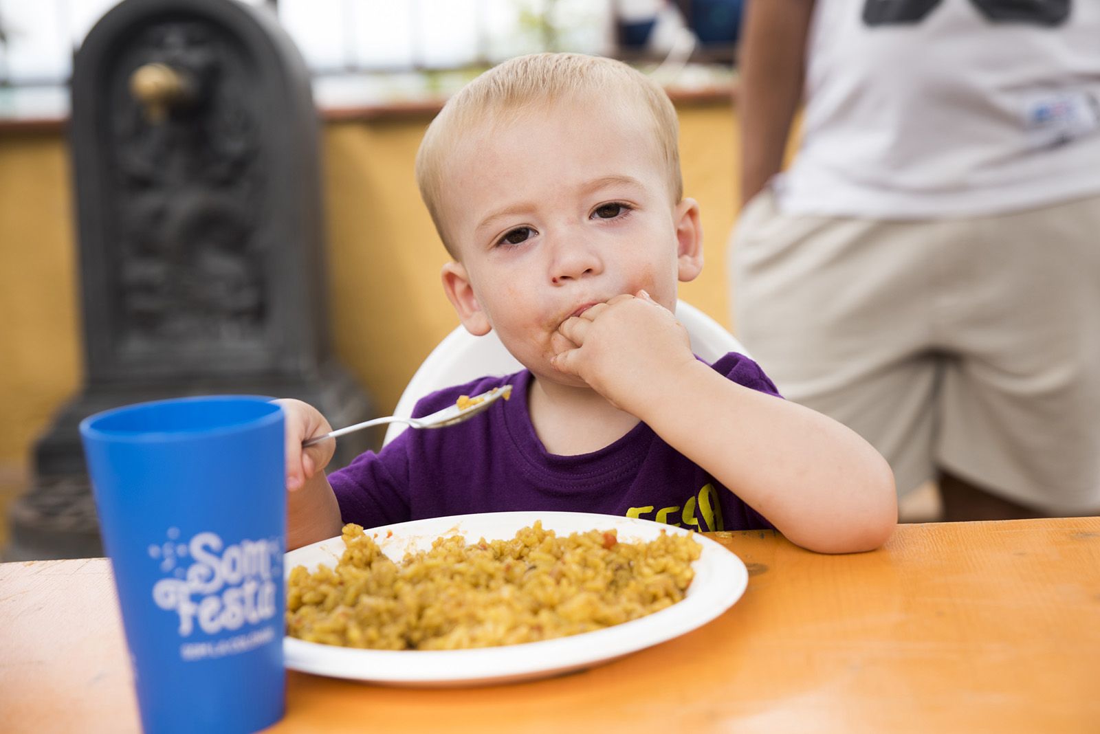 Paella popular. FOTO: Bernat Millet.