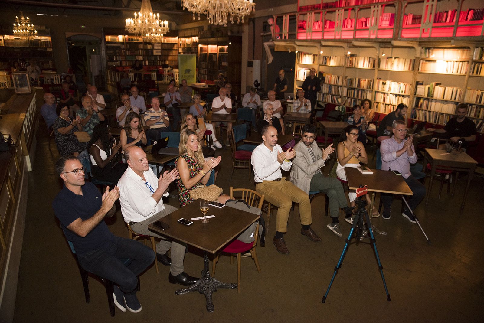 Presentació del llibre 'La democràcia mor al núvol' de Josep M. Ganyet. FOTO: Bernat Millet.