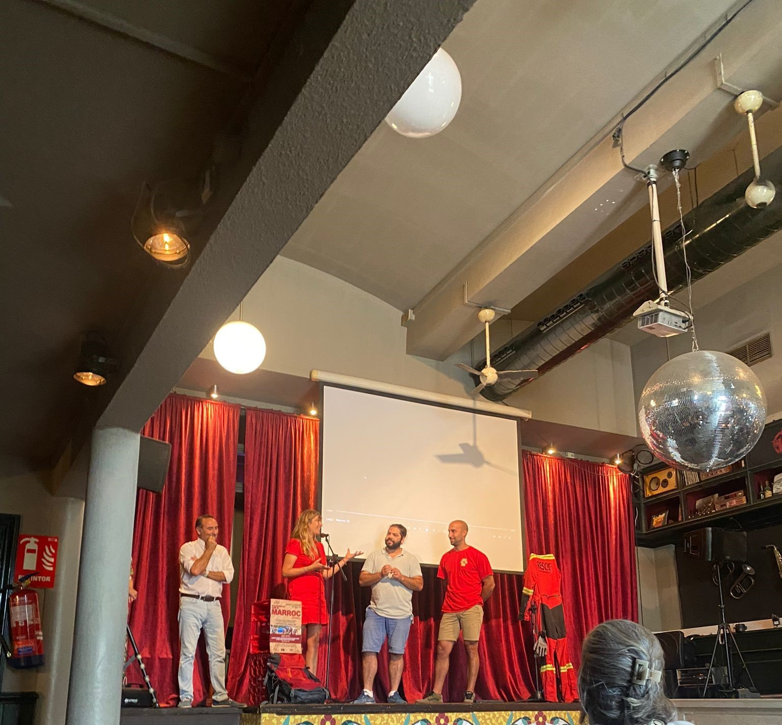 Parlaments on es van explicar les tasques que realitza el GRUP EREC FOTO: Cedida