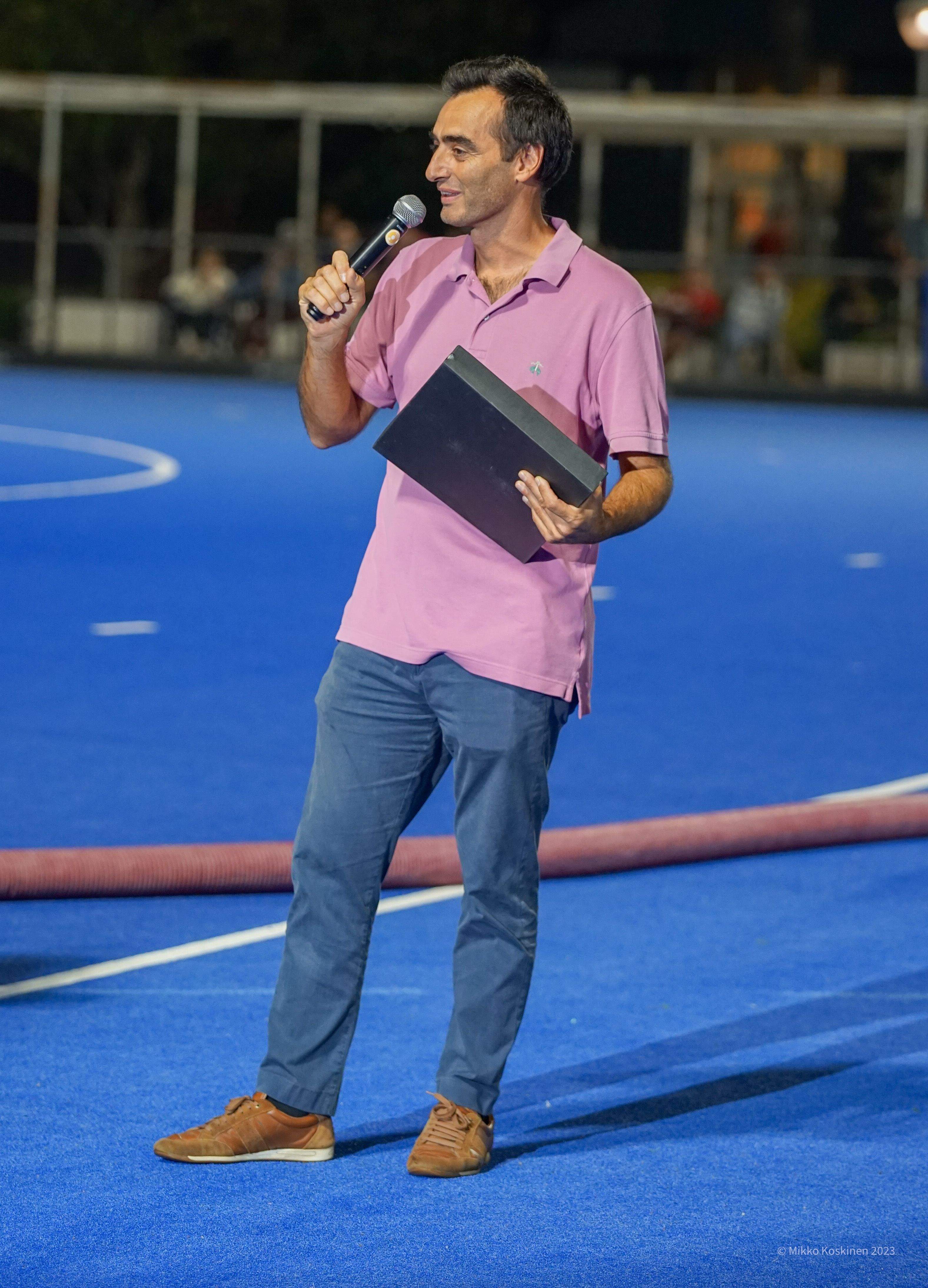 Presentació d'equips de la secció d'hoquei del Junior FC. FOTO: Mikko Koskinen