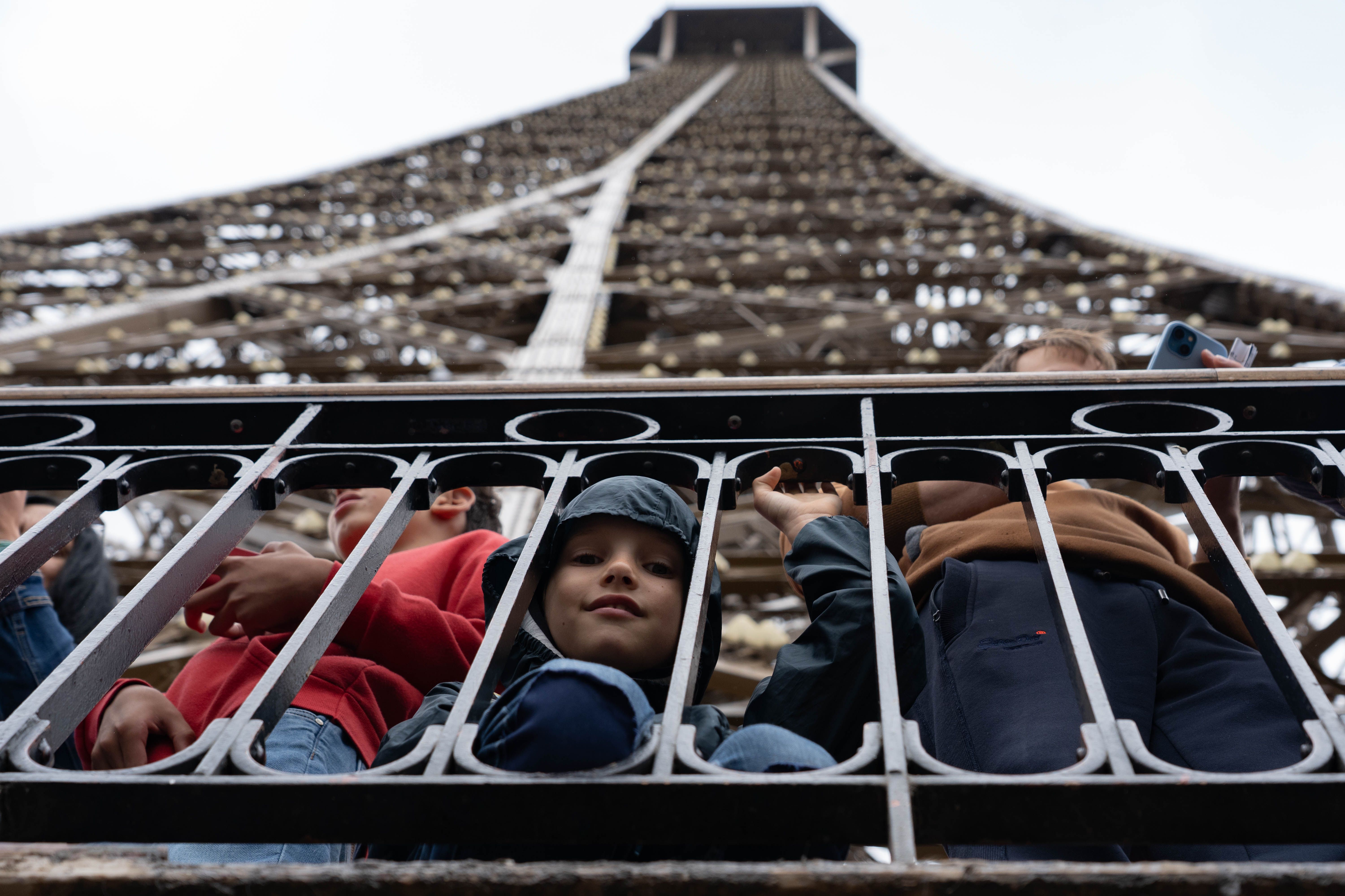 8è premi categoria web: Un Santcugatenc a París! · París (torre Eiffel). FOTO: Marc Vivet Taña.