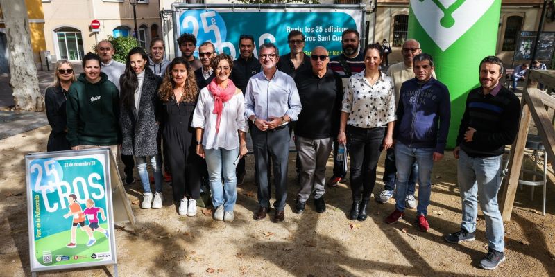Presentació del 25è Cros de Sant Cugat, amb l'alcalde, Josep Maria Vallès, i la regidora d'Esports, Núria Escamilla. FOTO: Ajuntament