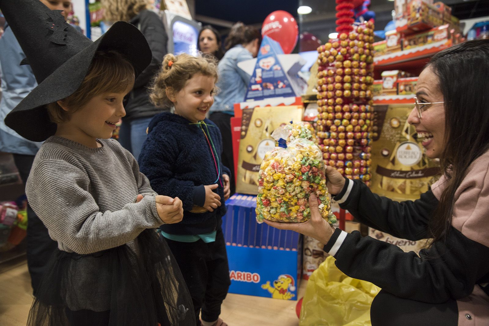 La Castanyada i Halloween. FOTO: Bernat Millet.