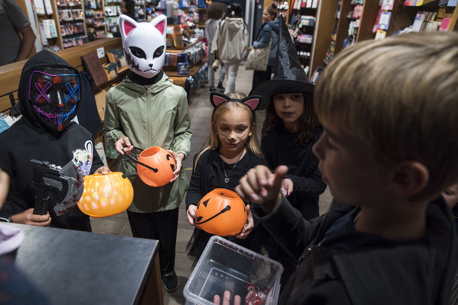 La Castanyada i Halloween. FOTO: Bernat Millet.