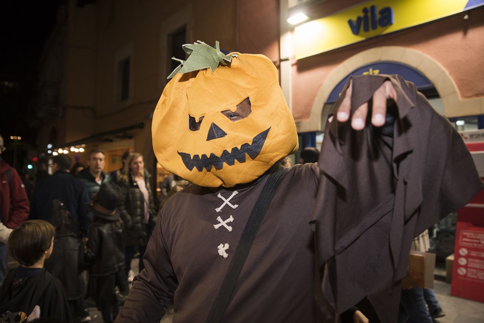 La Castanyada i Halloween. FOTO: Bernat Millet.