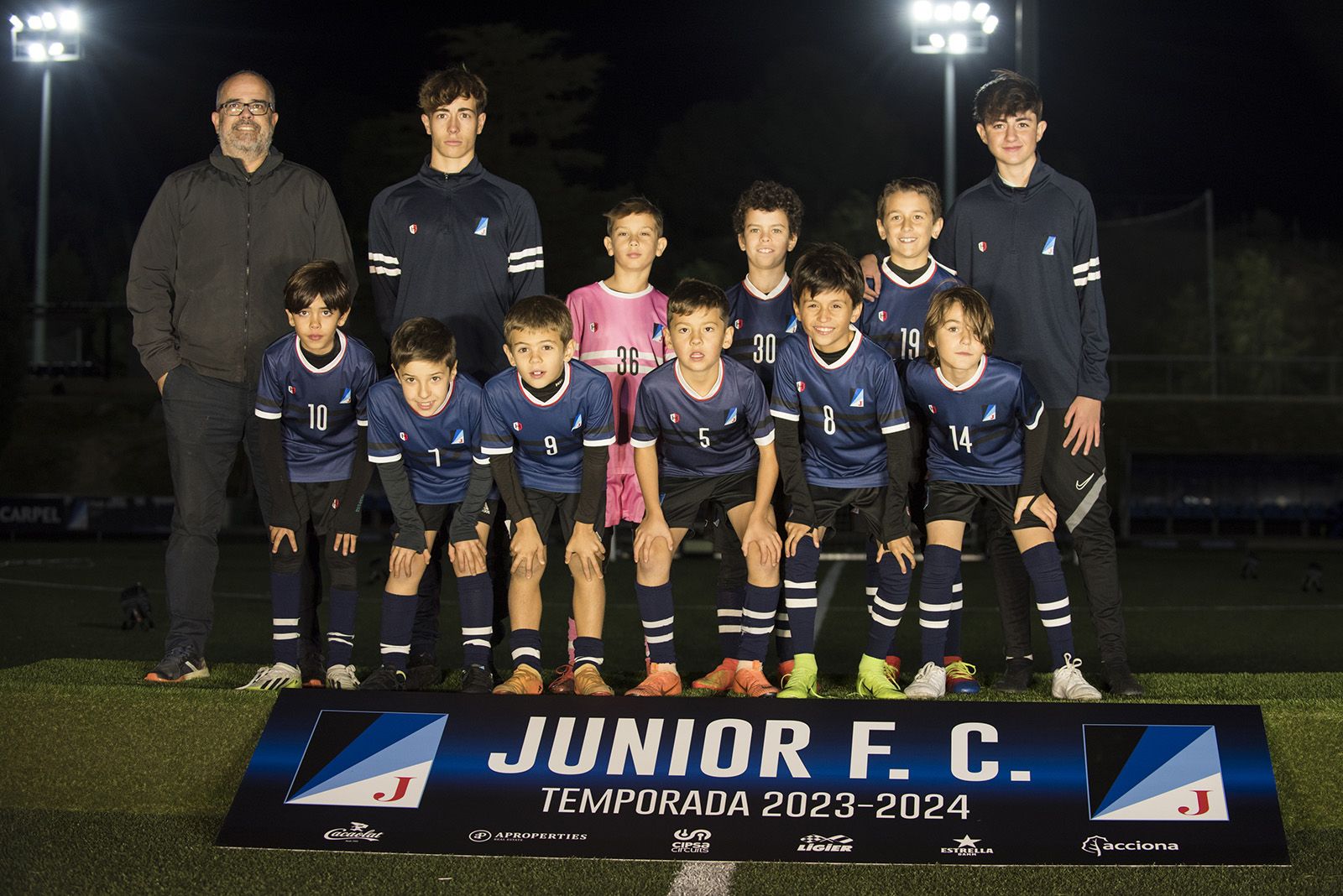 Presentació d'equips de la secció de futbol del Junior FC. FOTO: Bernat Millet.
