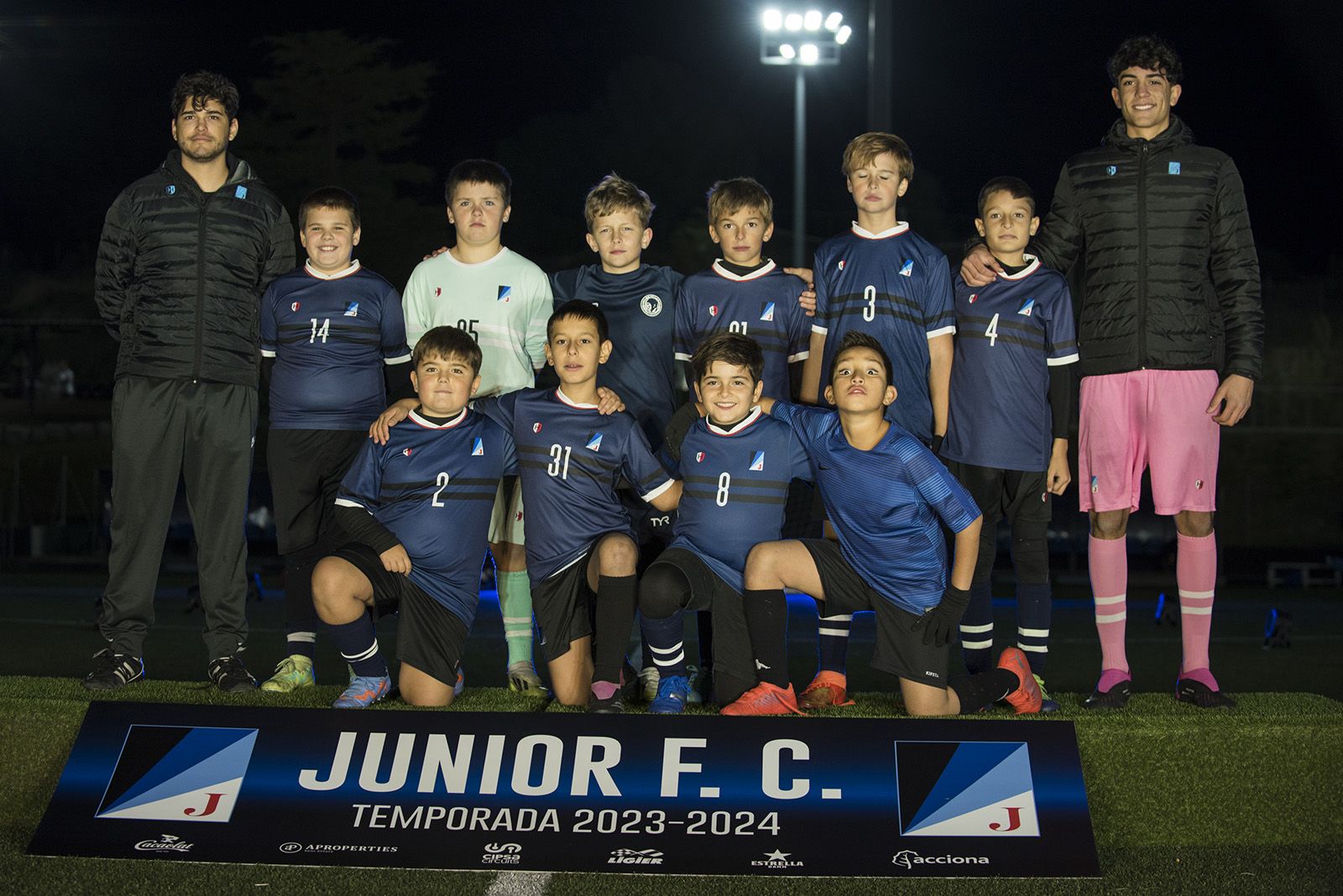 Presentació d'equips de la secció de futbol del Junior FC. FOTO: Bernat Millet.