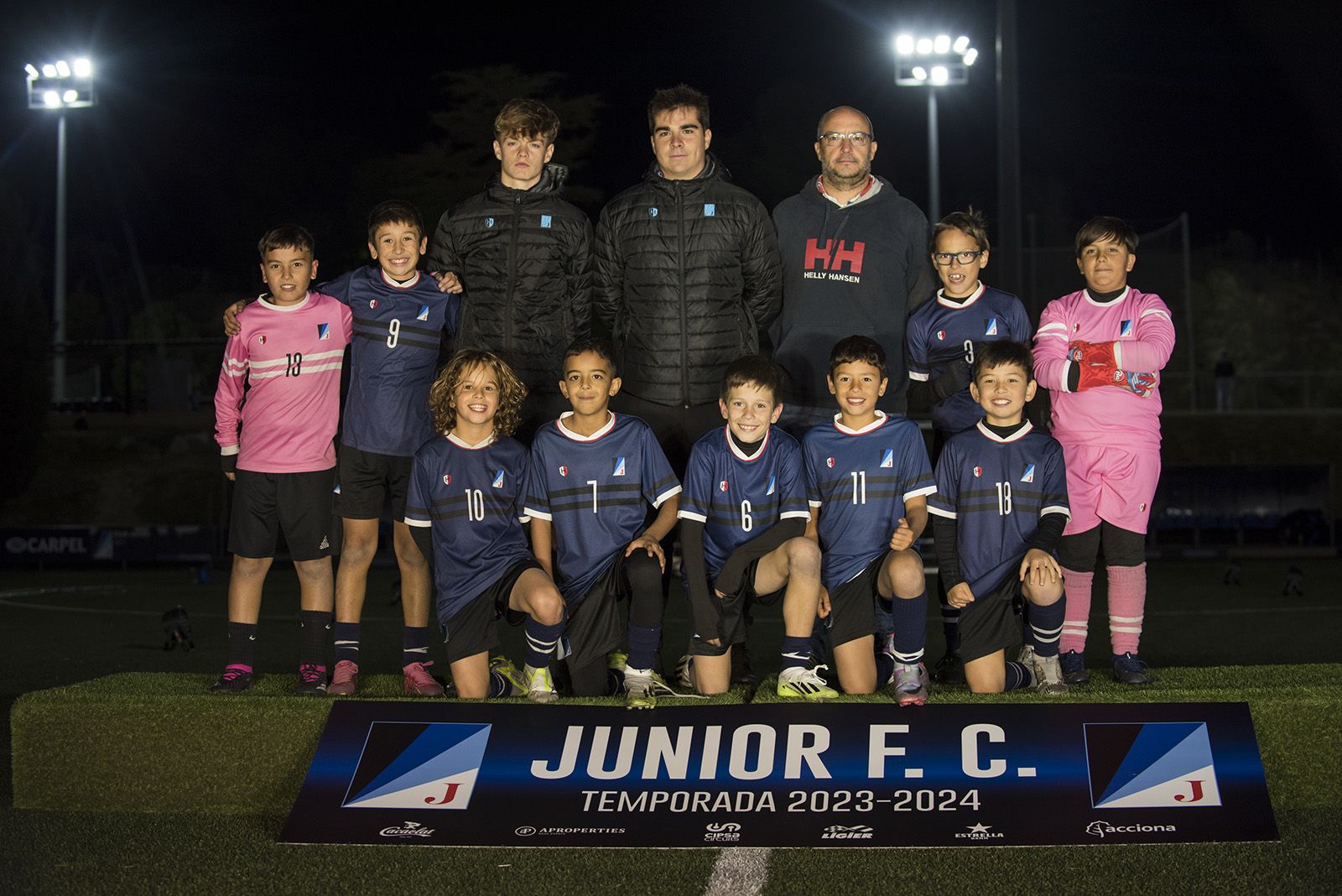 Presentació d'equips de la secció de futbol del Junior FC. FOTO: Bernat Millet.