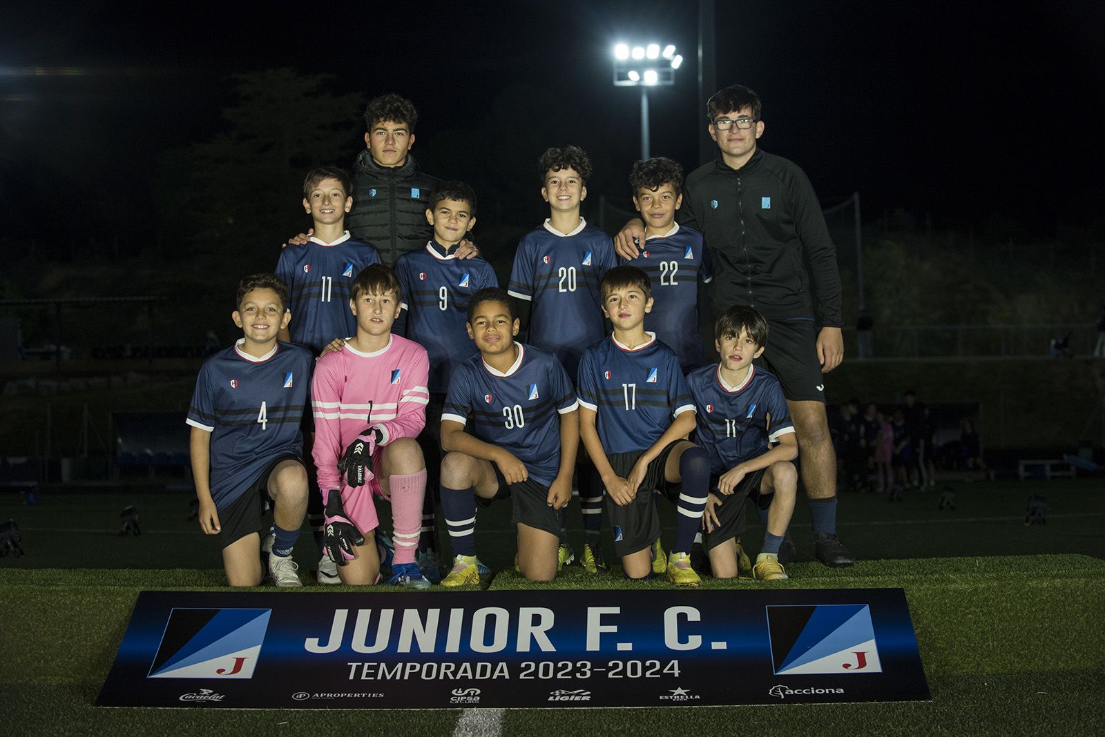 Presentació d'equips de la secció de futbol del Junior FC. FOTO: Bernat Millet.