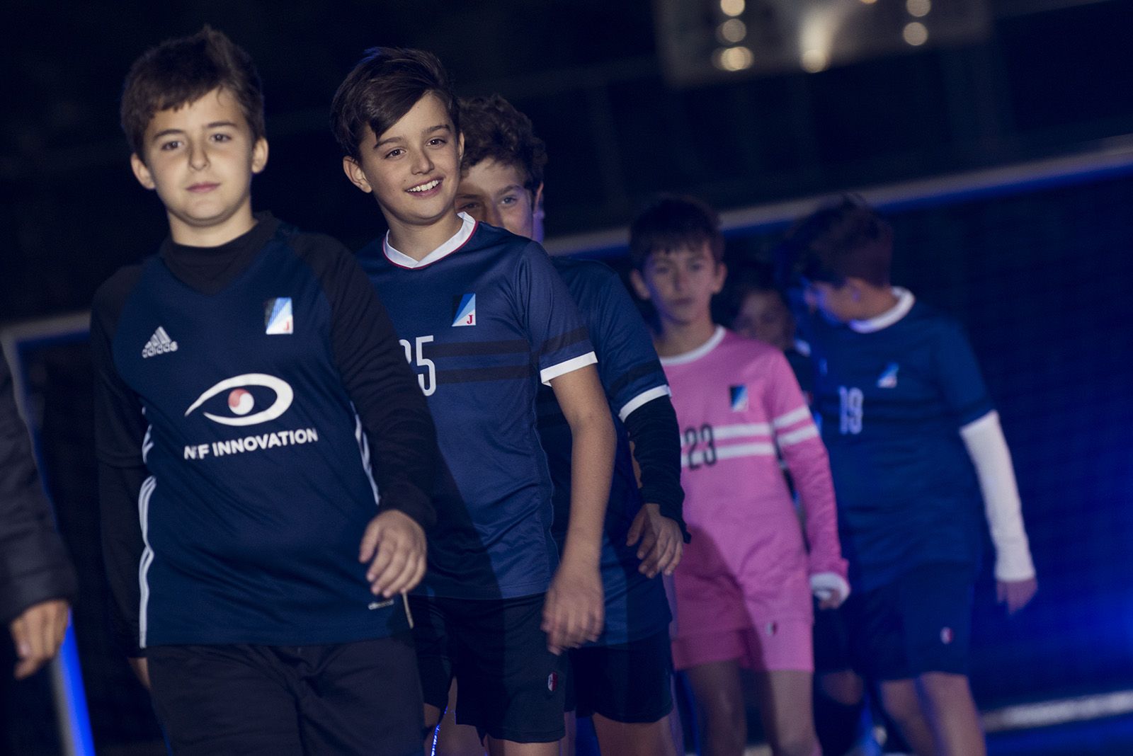 Presentació d'equips de la secció de futbol del Junior FC. FOTO: Bernat Millet.