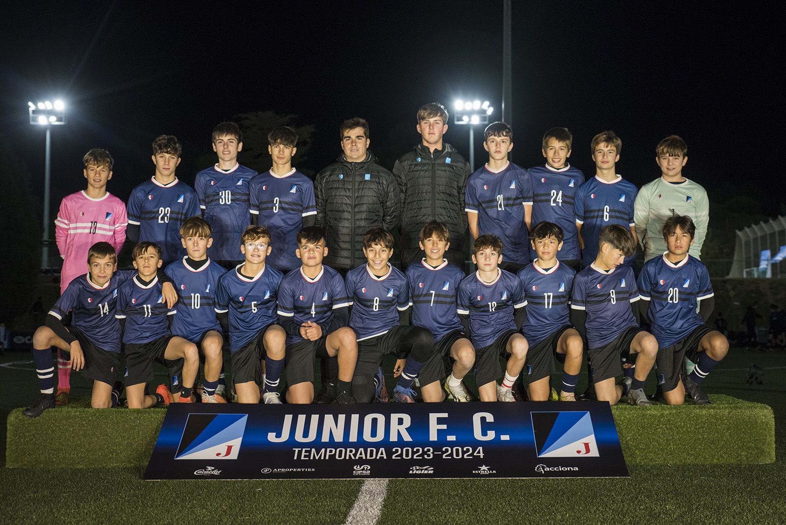 Presentació d'equips de la secció de futbol del Junior FC. FOTO: Bernat Millet.