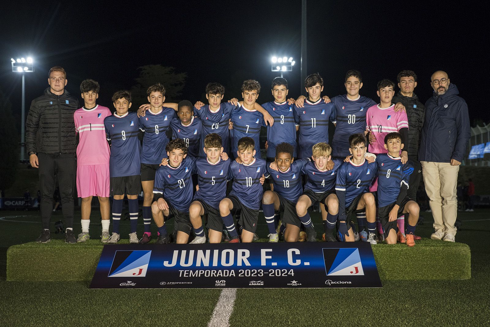 Presentació d'equips de la secció de futbol del Junior FC. FOTO: Bernat Millet.