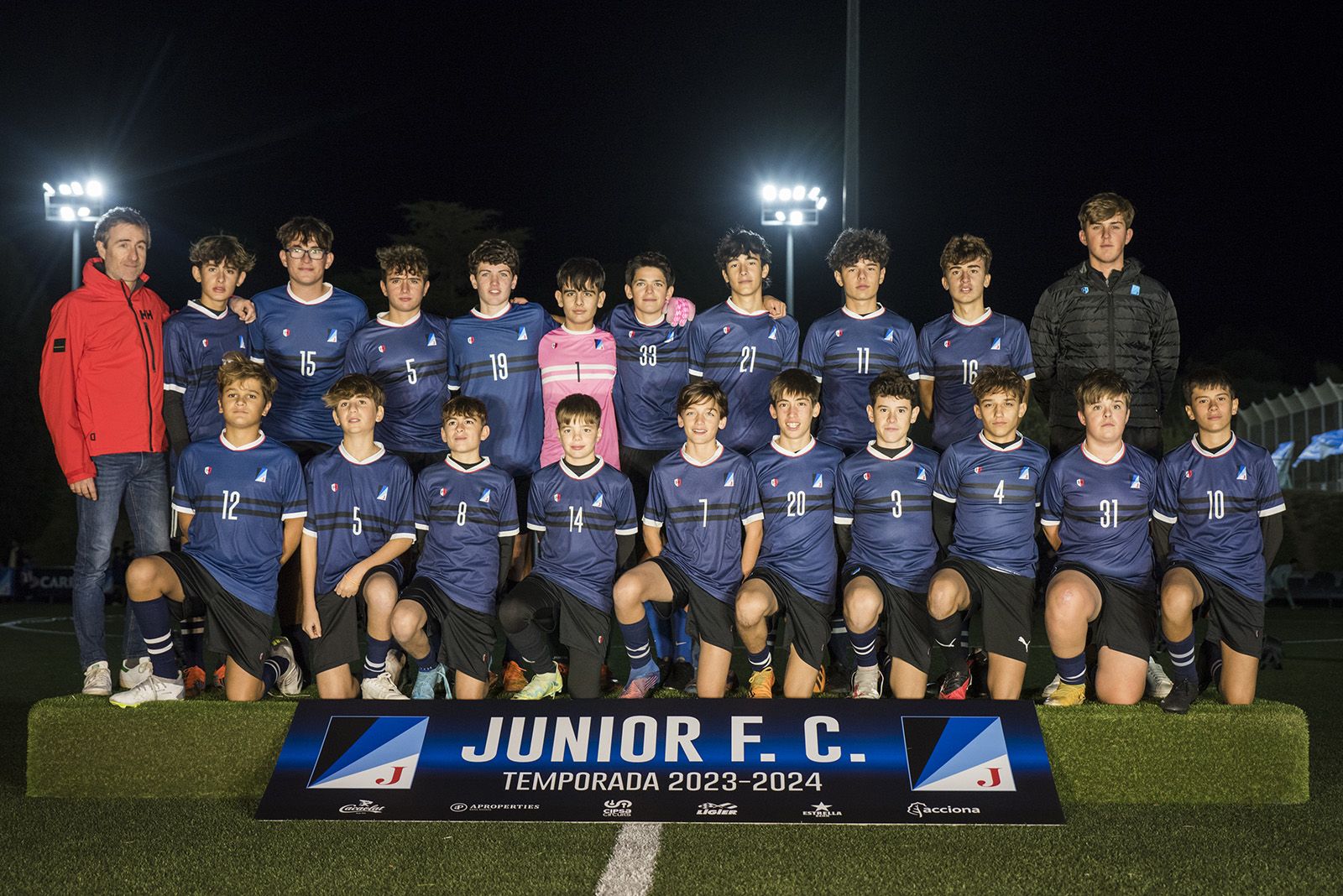 Presentació d'equips de la secció de futbol del Junior FC. FOTO: Bernat Millet.