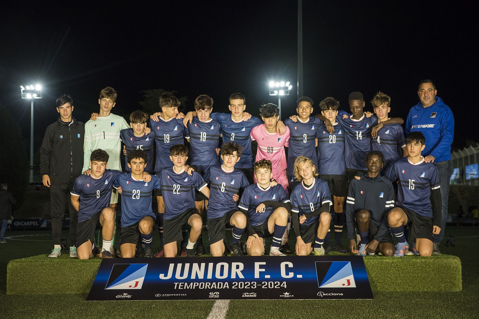 Presentació d'equips de la secció de futbol del Junior FC. FOTO: Bernat Millet.