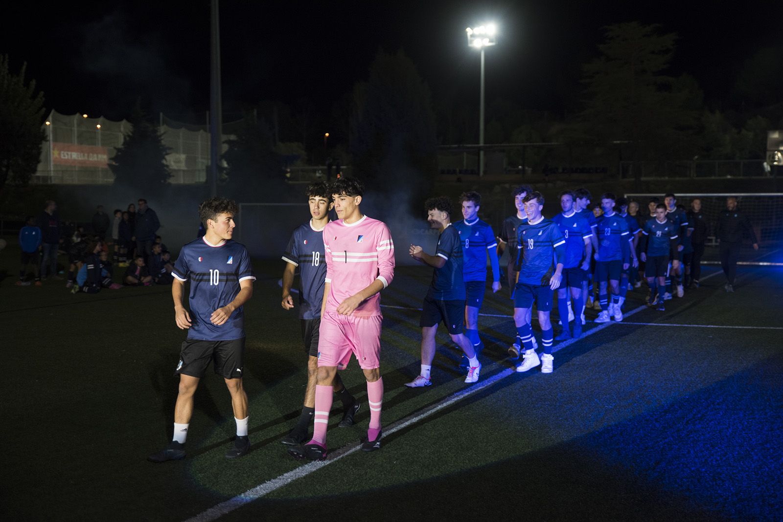 Presentació d'equips de la secció de futbol del Junior FC. FOTO: Bernat Millet.
