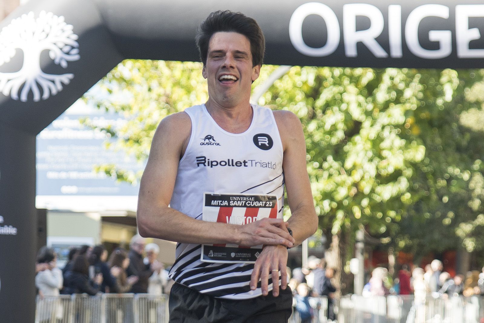 Víctor Ferrús va ser segon en la cursa de 10 quilòmetres de la 37a Mitja Marató de Sant Cugat. FOTO: Bernat Millet