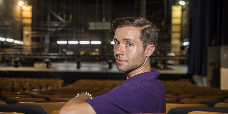 Chase Johnsey a la platea del Teatre-Auditori. FOTO: Bernat Millet