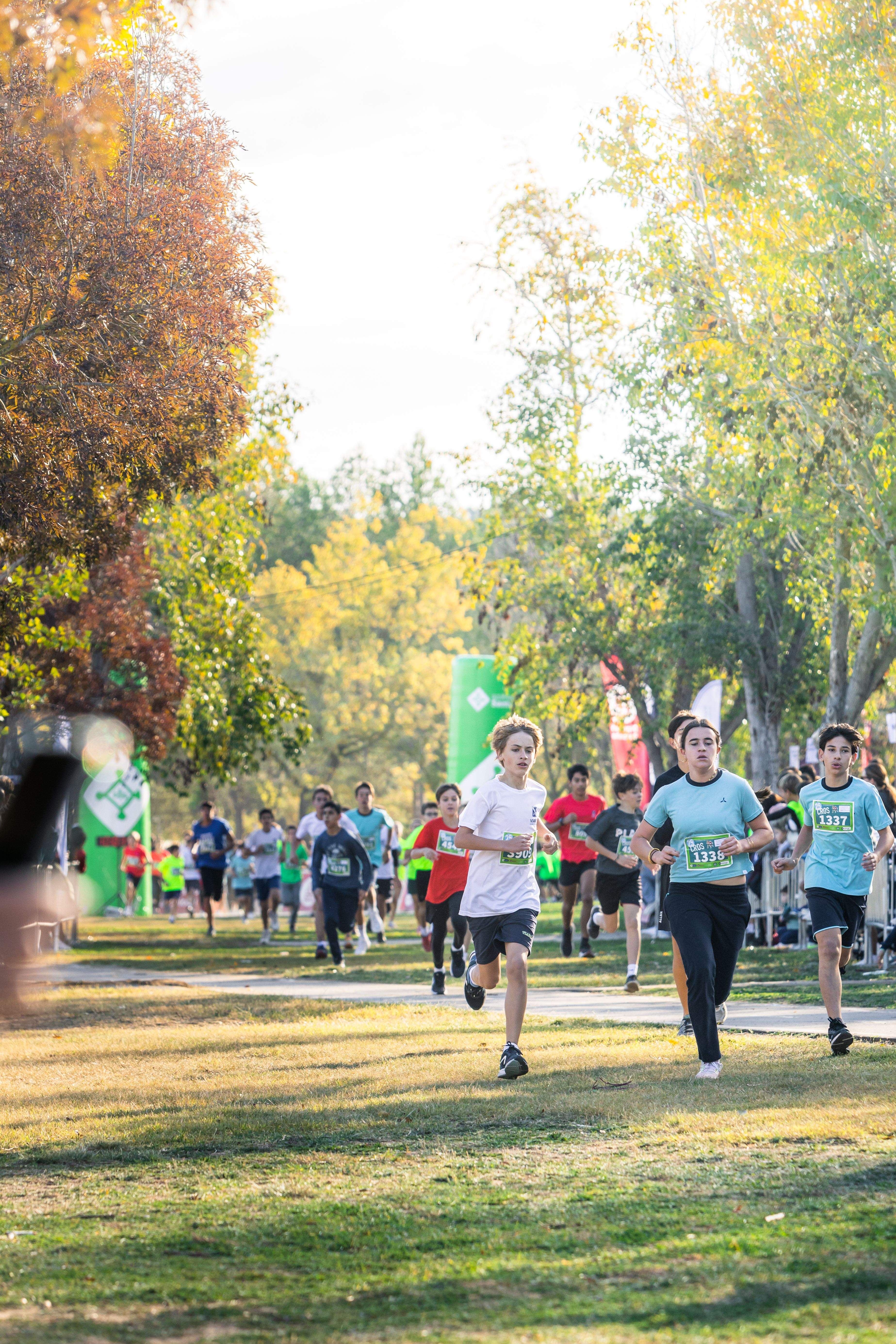 Imatges de la 25a edició del Cros de Sant Cugat. FOTO: Arnau Padilla