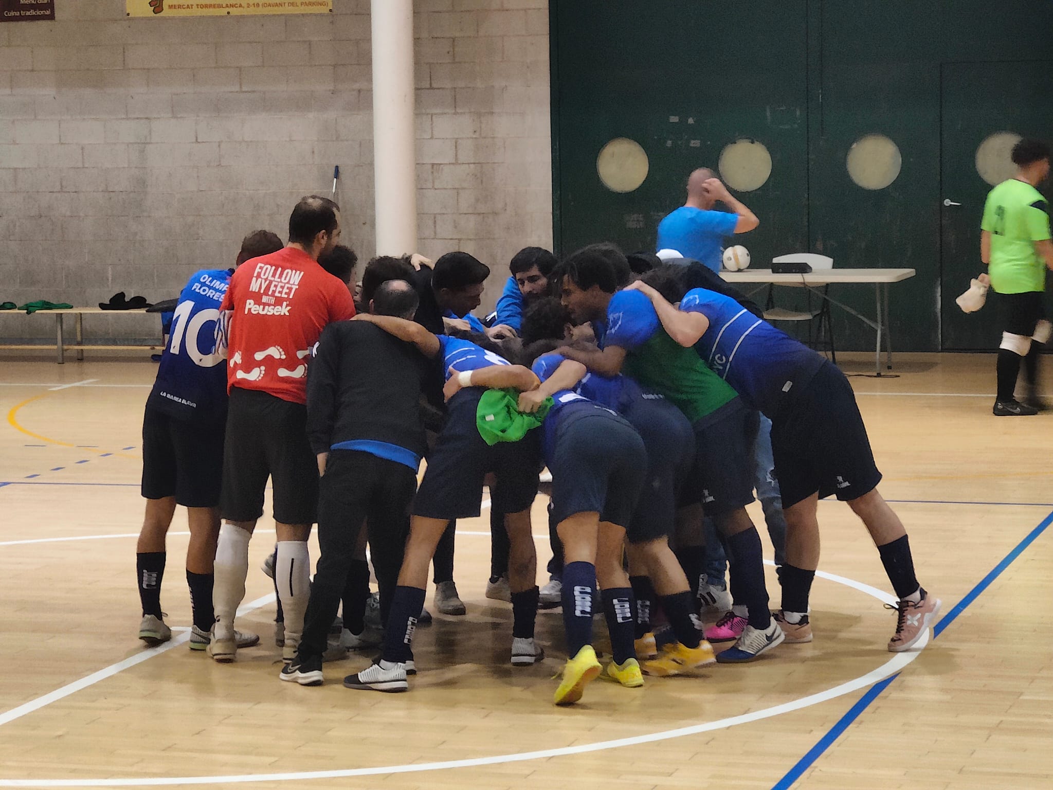 L'Olimpyc Floresta FS s'estrena amb victòria en el debut de la competició. FOTO: Eric Marco