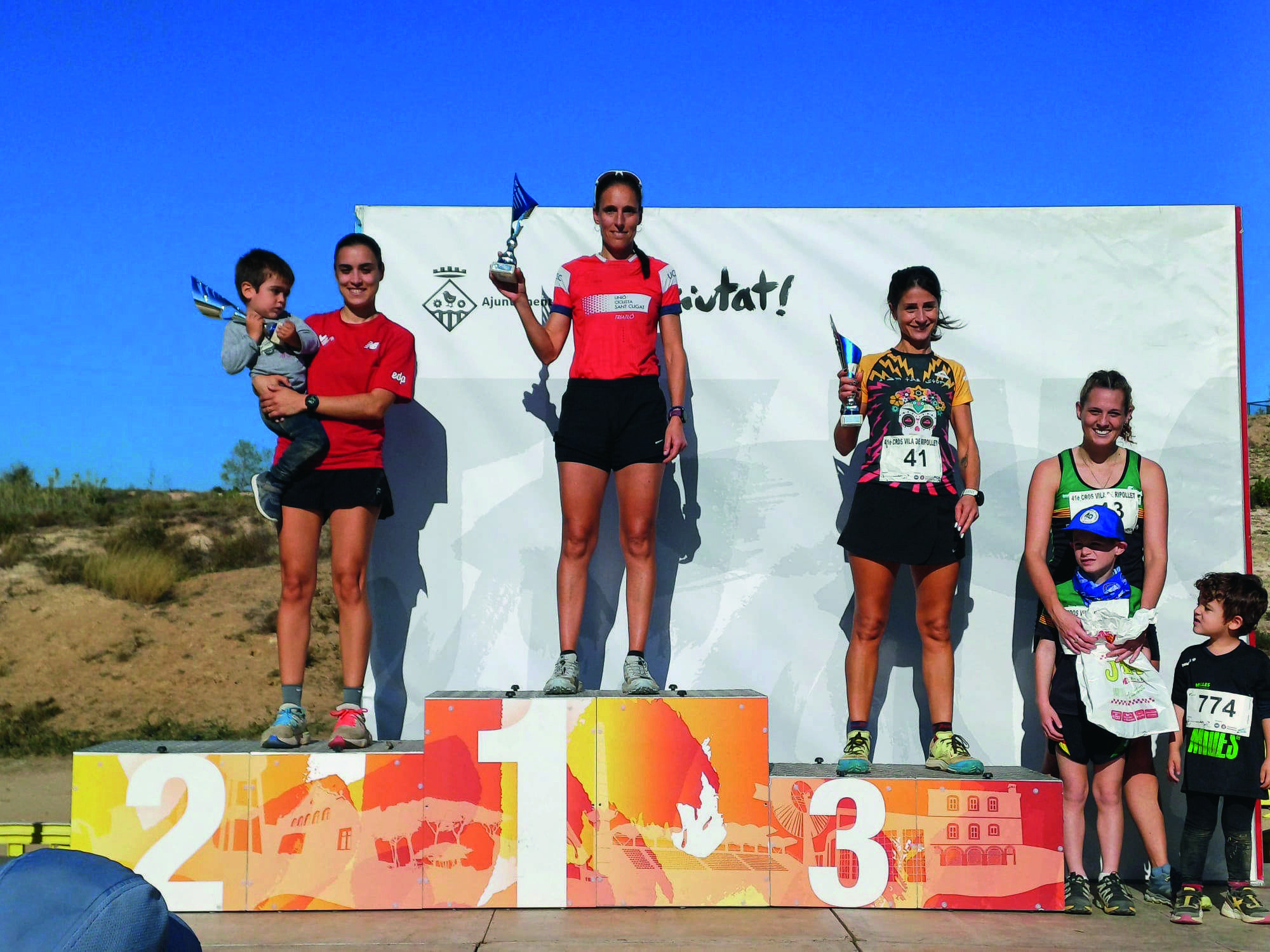 Estela Peris brilla en el Cros de Ripollet FOTO: Cedida