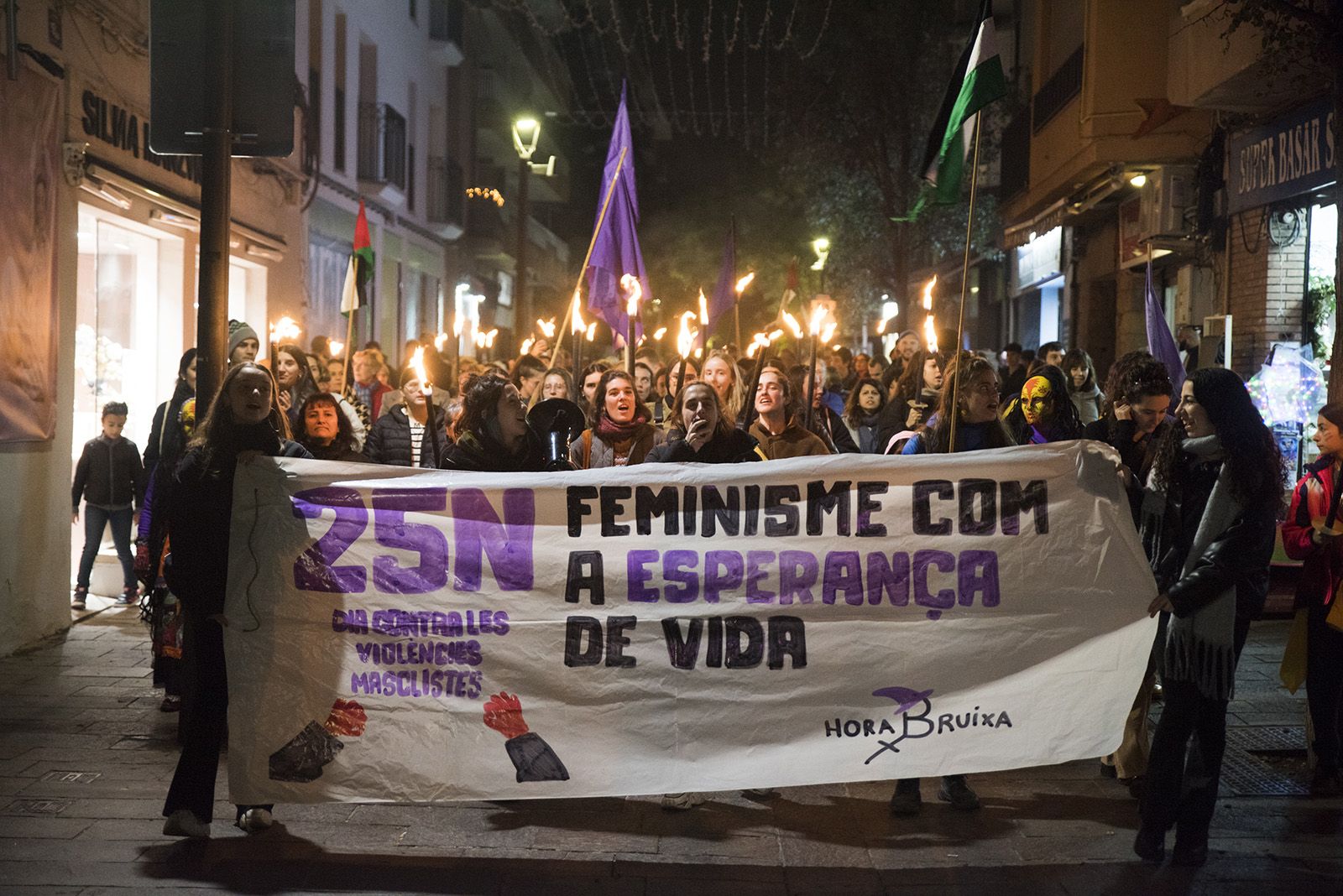 Manifestació Feminista contra les violències masclistes del 25-N. FOTO: Bernat Millet.