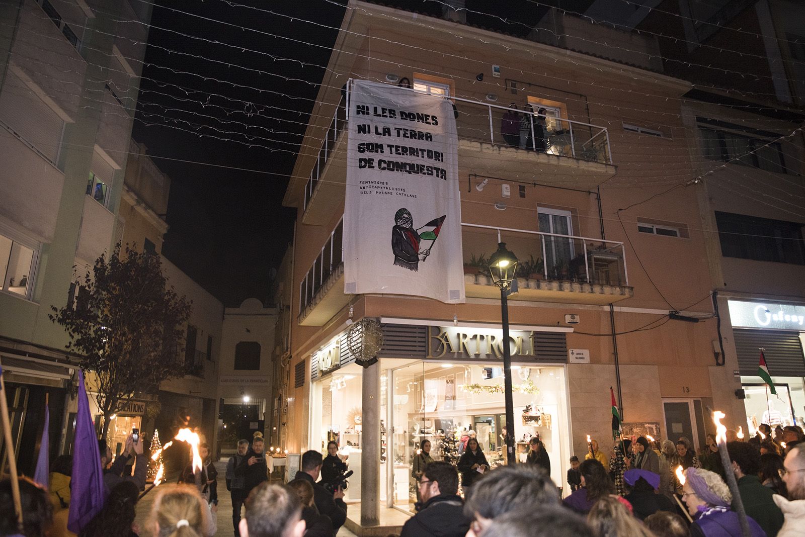 Manifestació Feminista contra les violències masclistes del 25-N. FOTO: Bernat Millet.
