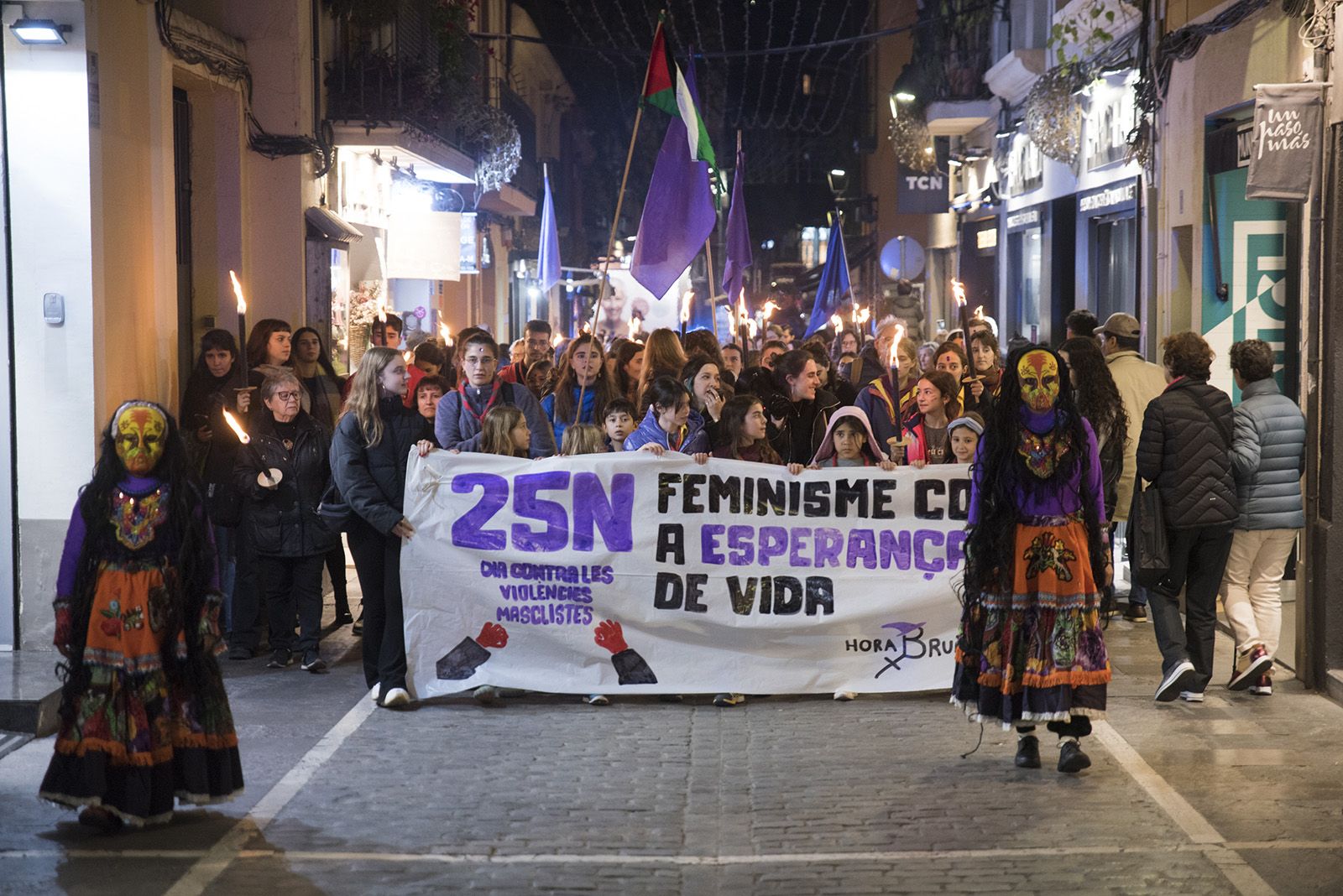 Manifestació Feminista contra les violències masclistes del 25-N. FOTO: Bernat Millet.
