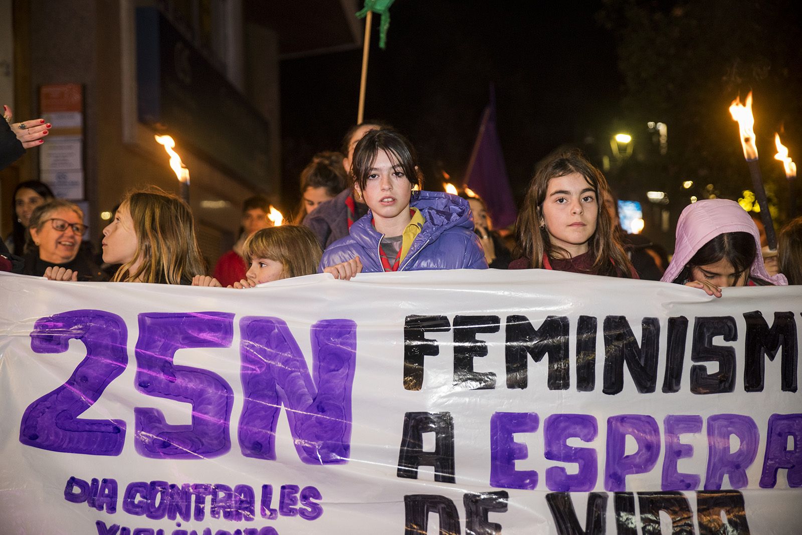 Manifestació Feminista contra les violències masclistes del 25-N. FOTO: Bernat Millet.