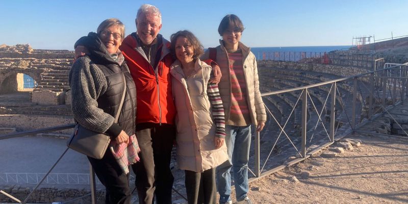 Mark Vasilyev en una visita a Tarragona amb el seu professor de català. FOTO: Cedida