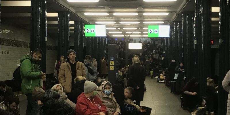 Metro de Kiev el dia després de la invasió russa a Ucraïna. FOTO: Cedida