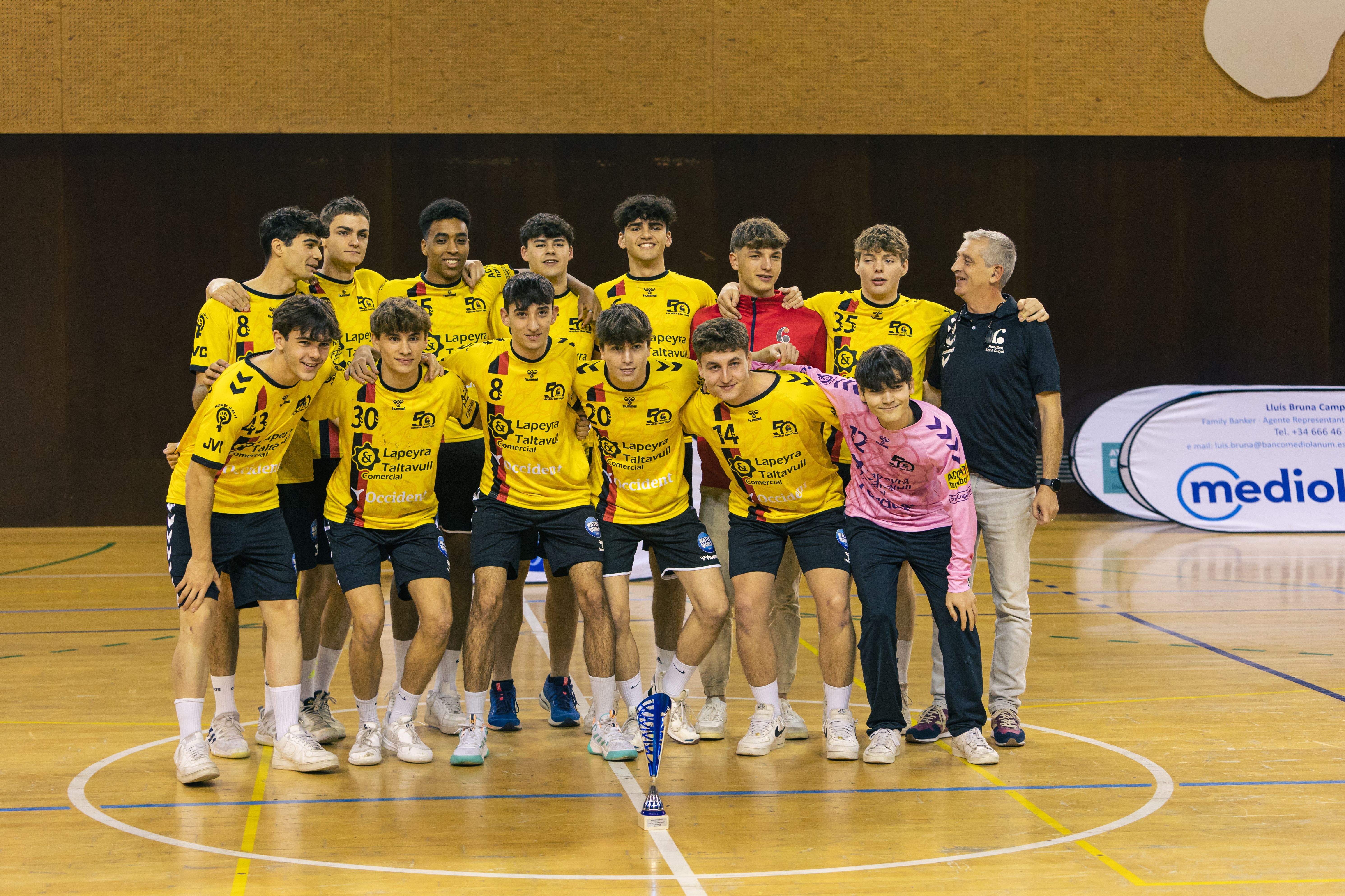 Presentació d'equips del Club Handbol Sant Cugat. FOTO: Arnau Padilla