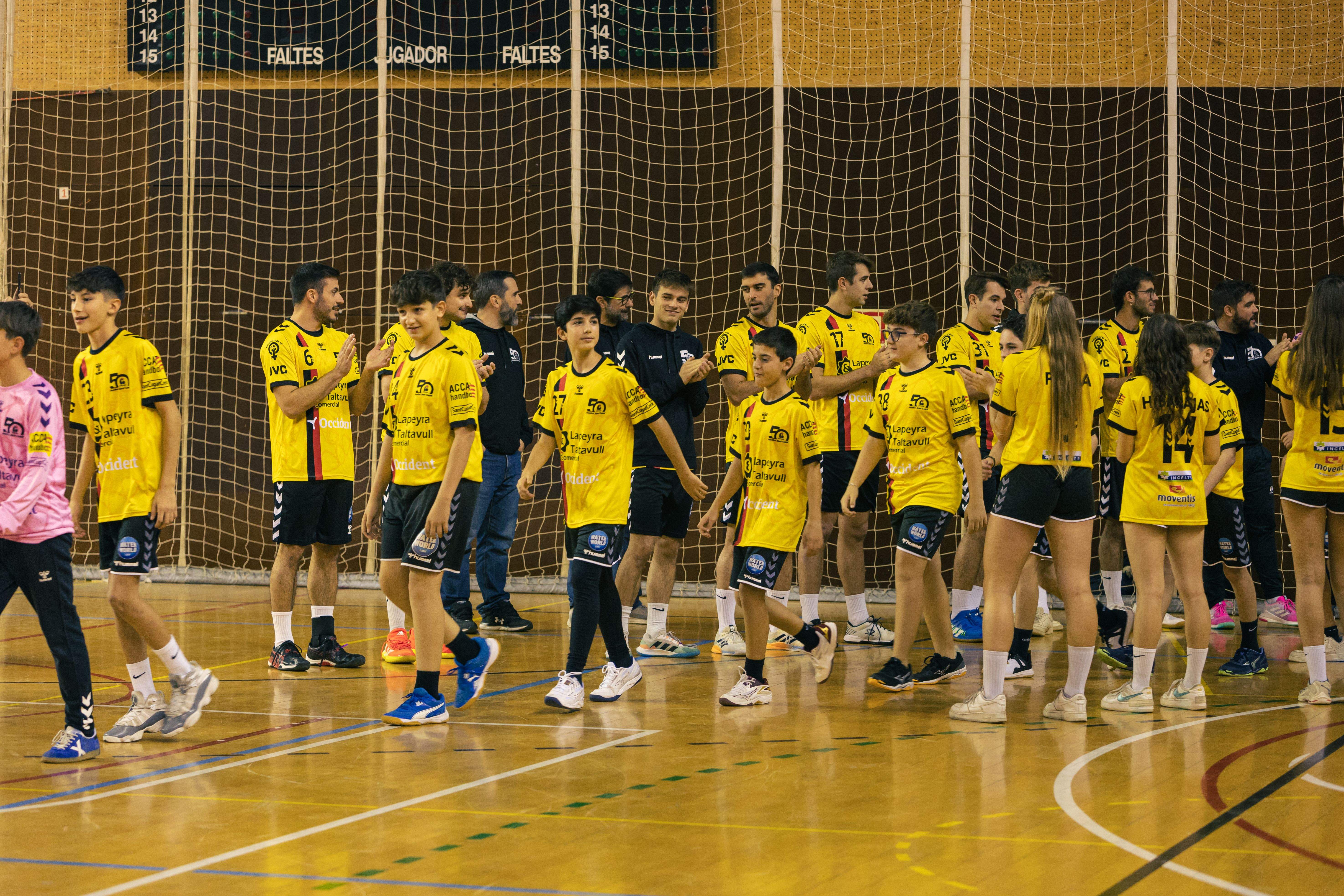 Presentació d'equips del Club Handbol Sant Cugat. FOTO: Arnau Padilla