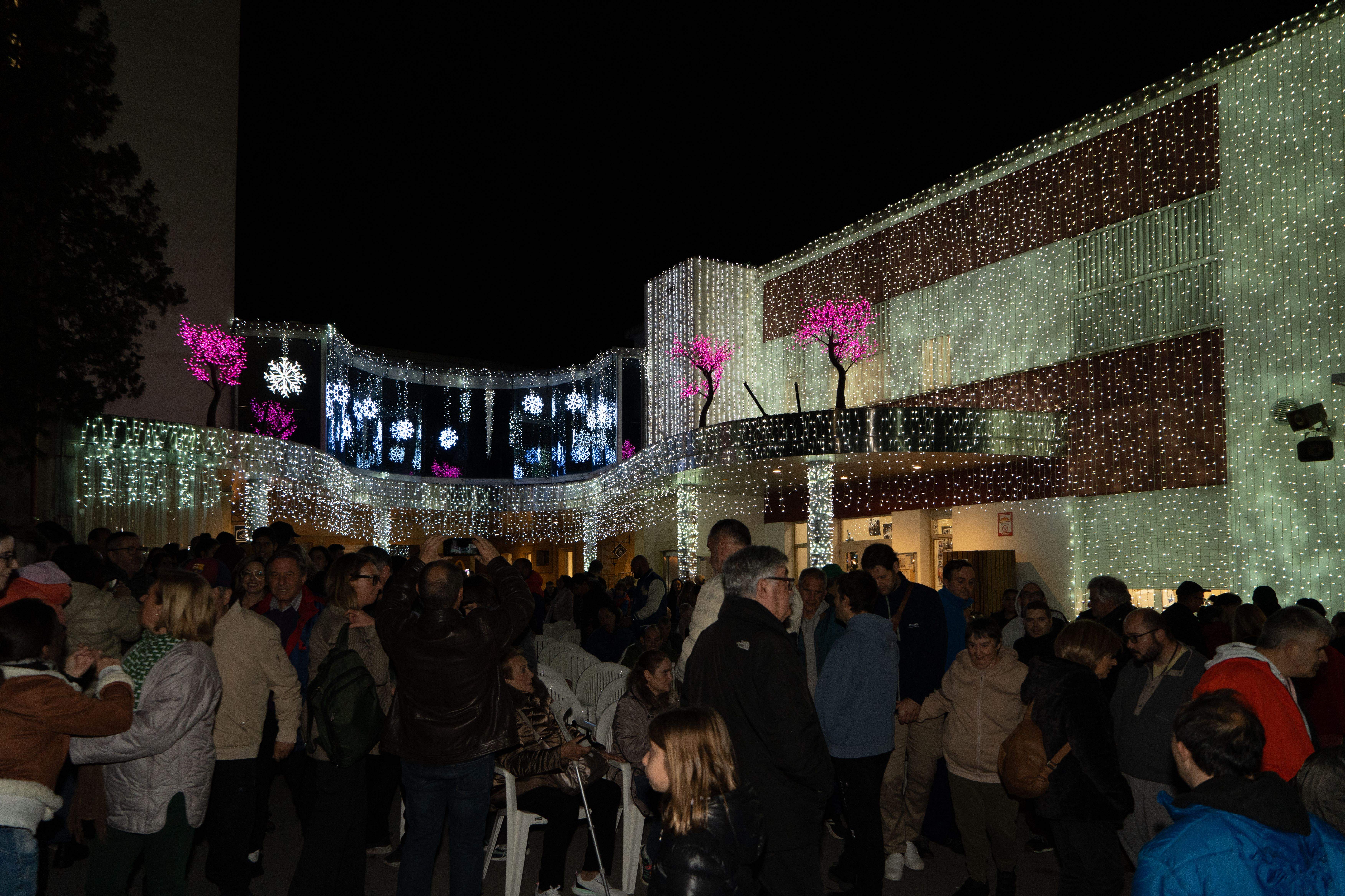 Encesa de llums a Catalònia Fundació Creactiva. FOTO: Carme de Olazabal